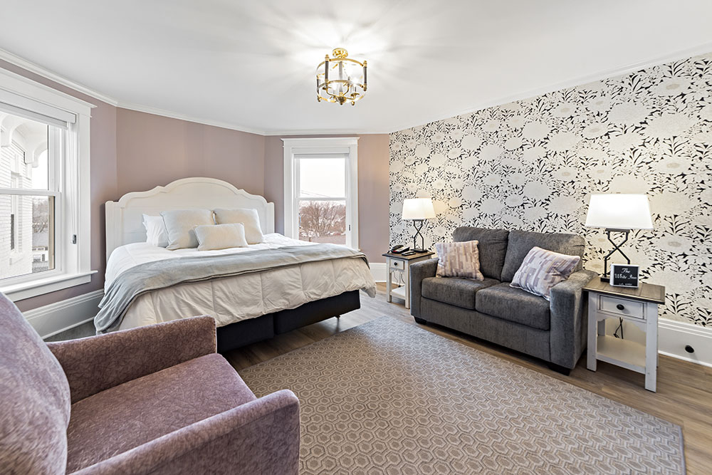 The S. St. George Suite - Image 1